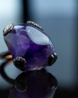 Rustic aged copper ring with big amethyst