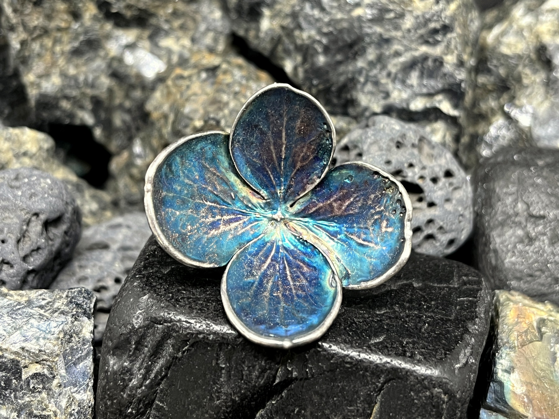 silver plated hydrangea flower brooch